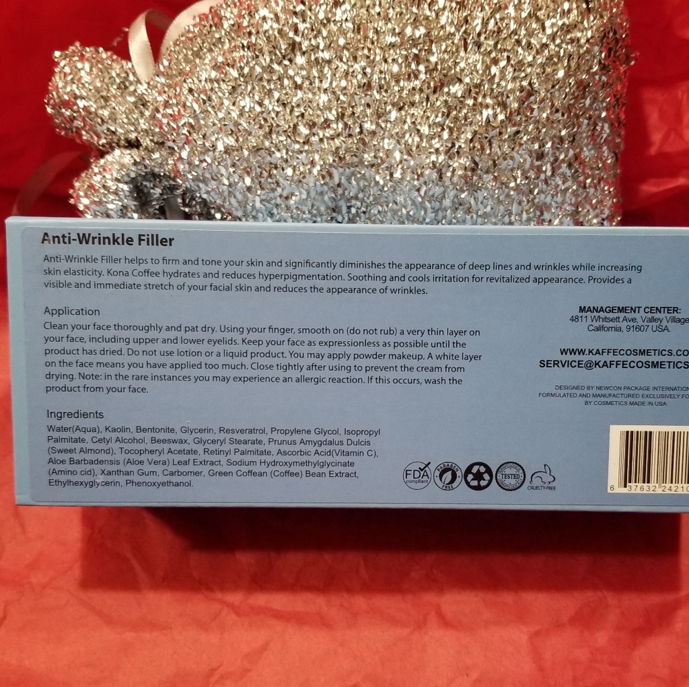 INSTANT WRINKLE REMOVER MSRP $150 - Picture 4 of 6